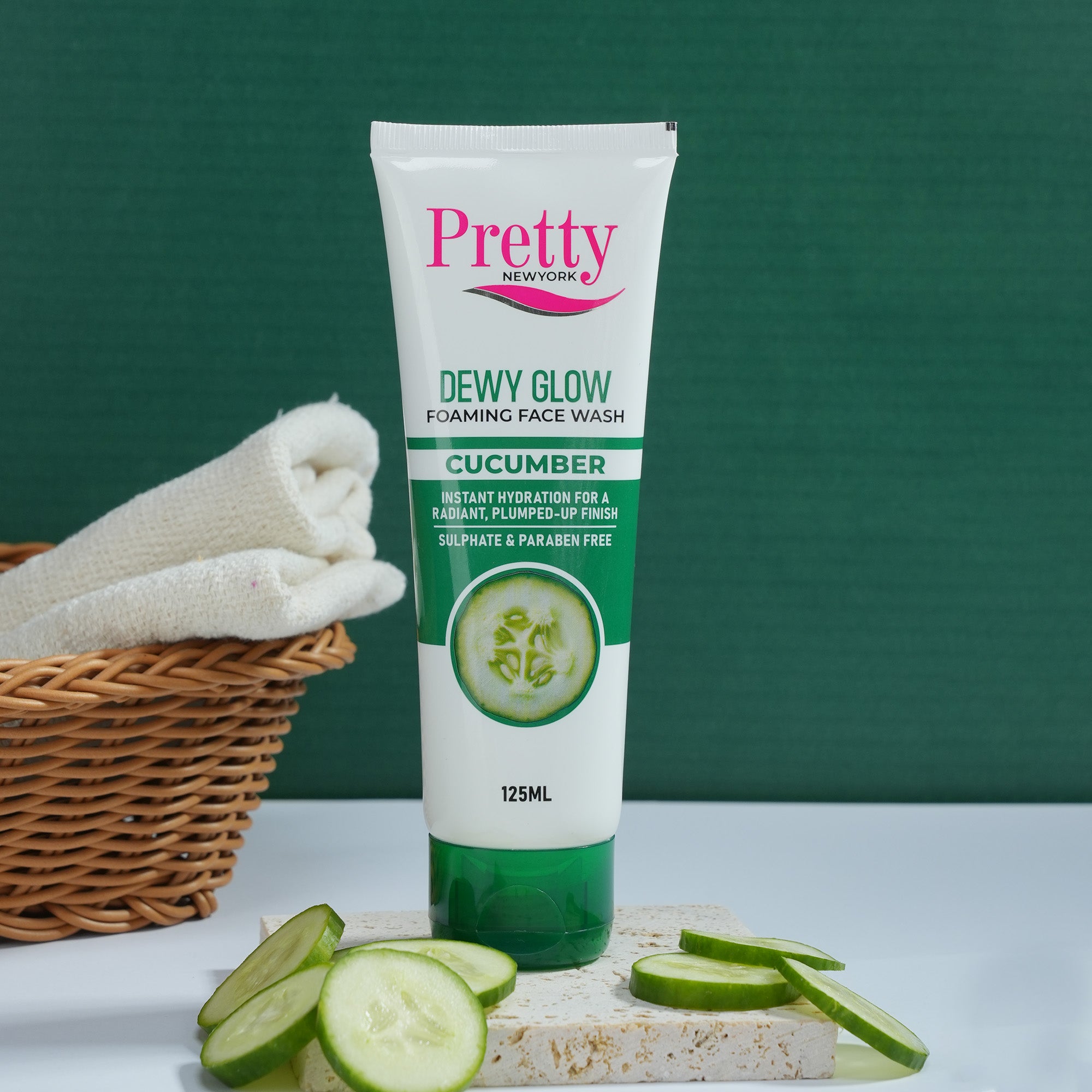 Pretty Dewy Glow Cucumber Face Wash