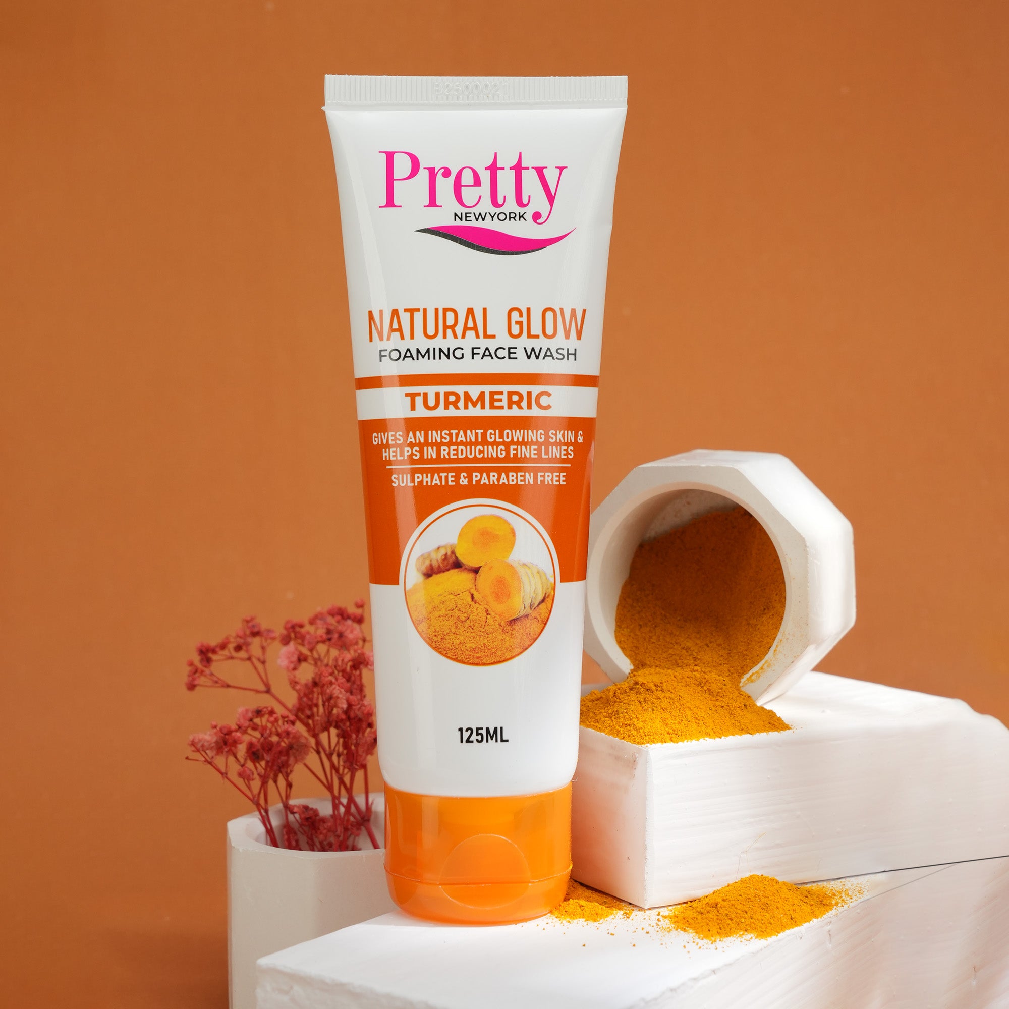 Pretty Natural Glow Turmeric Face Wash